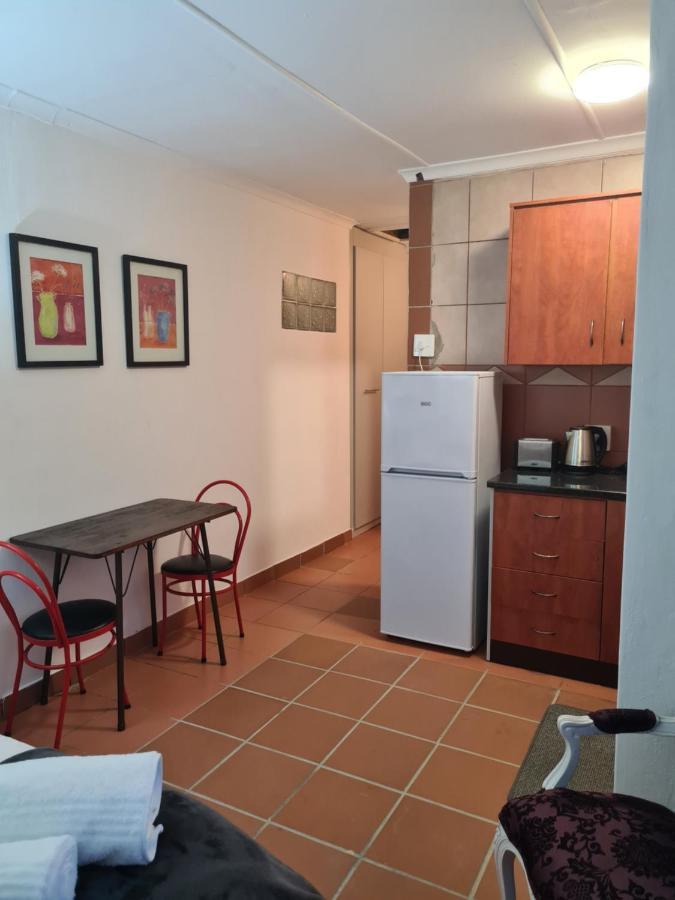 Indaba Manor On 413 Owen Ellis Dr Hotel Port Edward Eksteriør billede